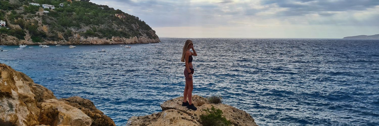 KatieeSF's profile banner image