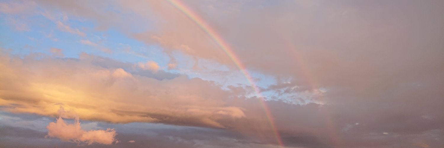 aren04_25's profile banner image