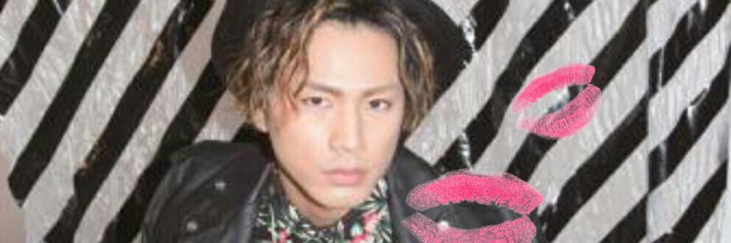 t_______312's profile banner image