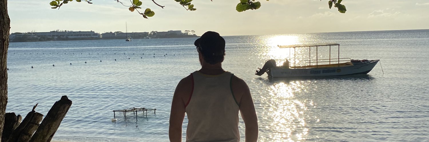 Loutuber's profile banner image