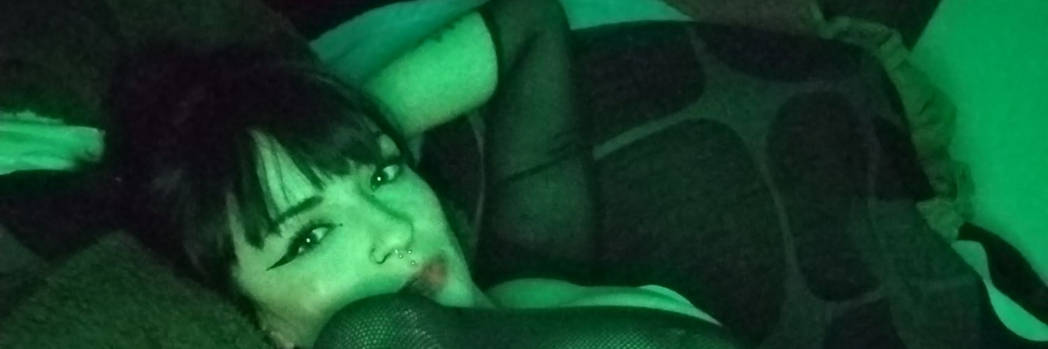 Julianneqs_'s profile banner image
