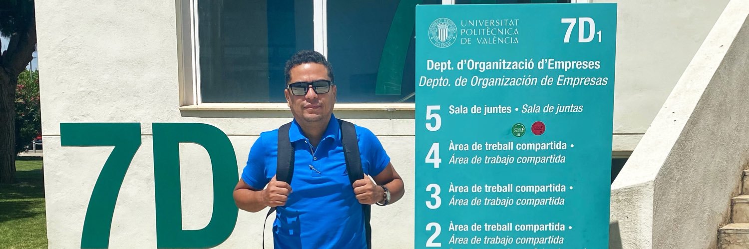CARLOS LABARCES banner