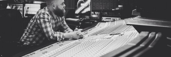 RobKinelski Profile Banner