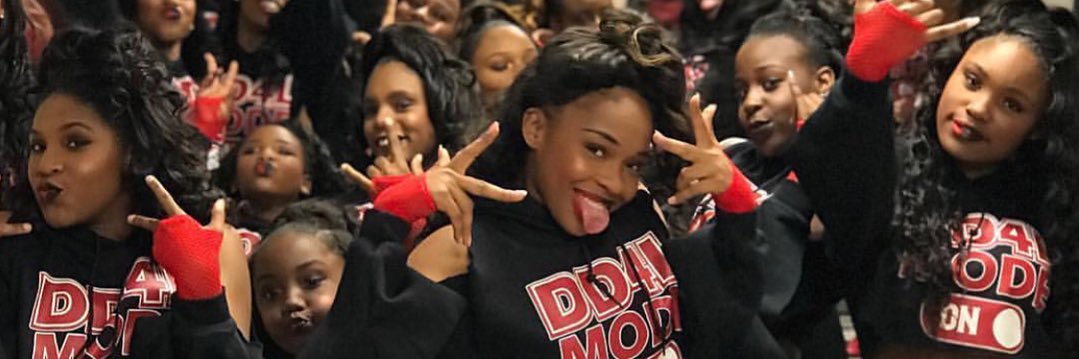 theychantdd4l's profile banner image