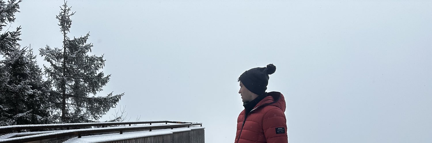 Lynget7's profile banner image