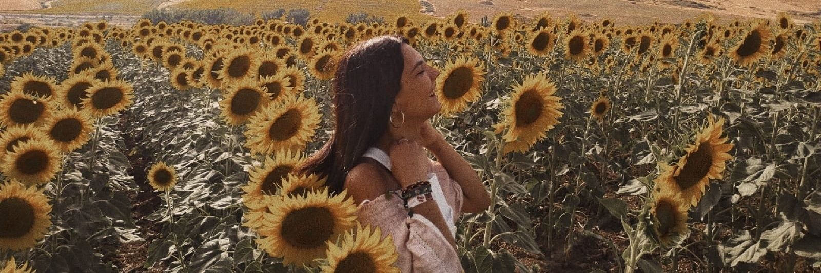 anabm97's profile banner image
