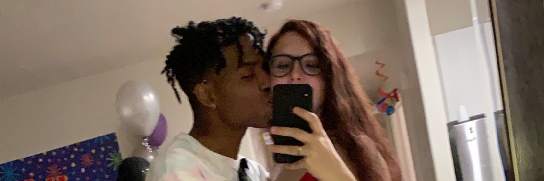 _ayeejohnson_'s profile banner image