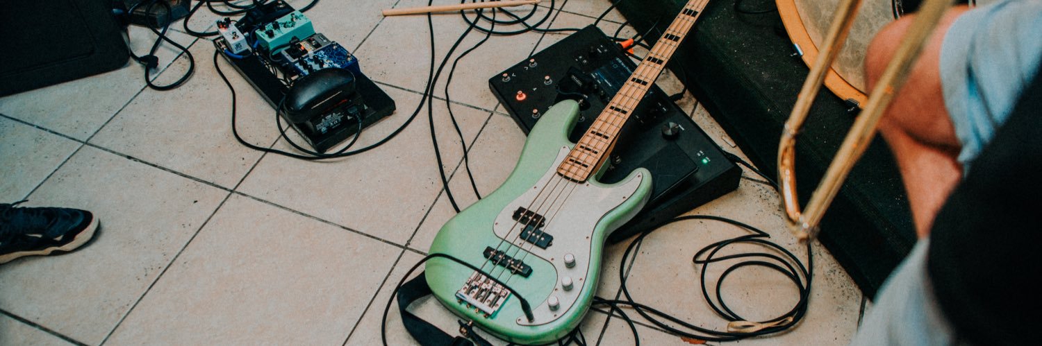 theweinerback's profile banner image