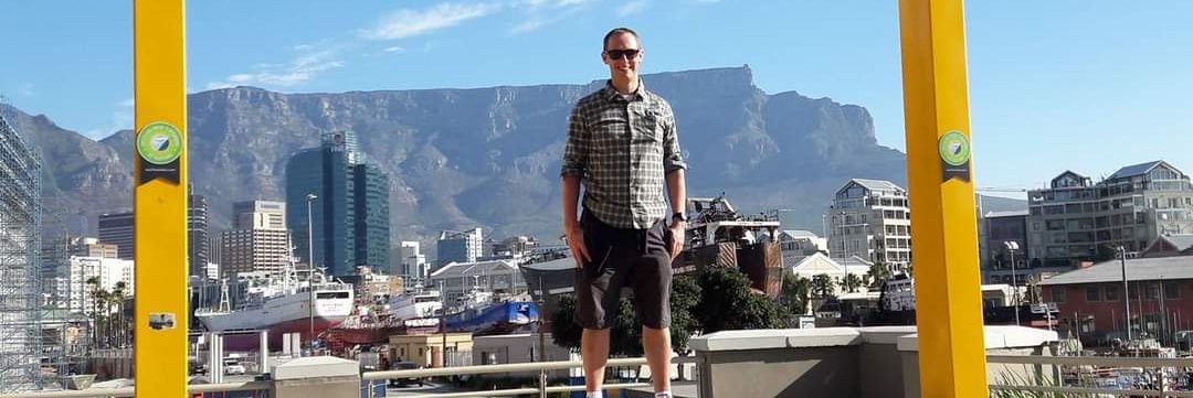 James 🇺🇦 banner