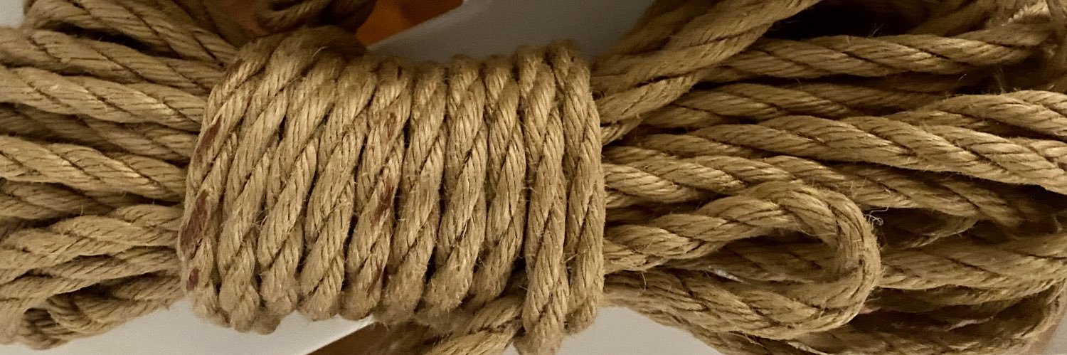 -TwistedLily- banner