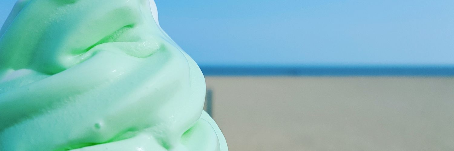 mandy_penguin's profile banner image