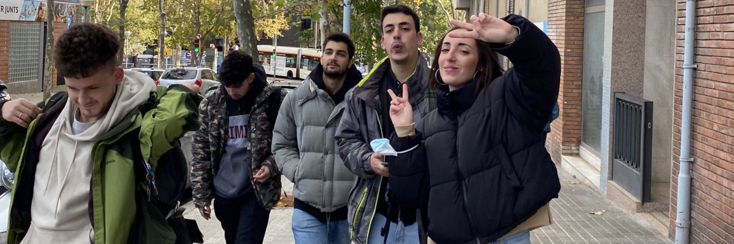 crisleoau's profile banner image