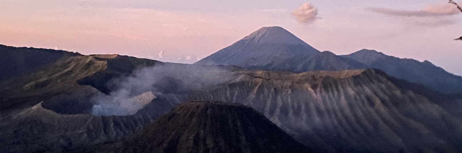 aroaresch's profile banner image