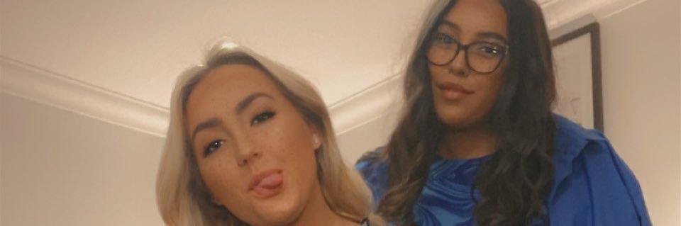 _hollymarcer's profile banner image