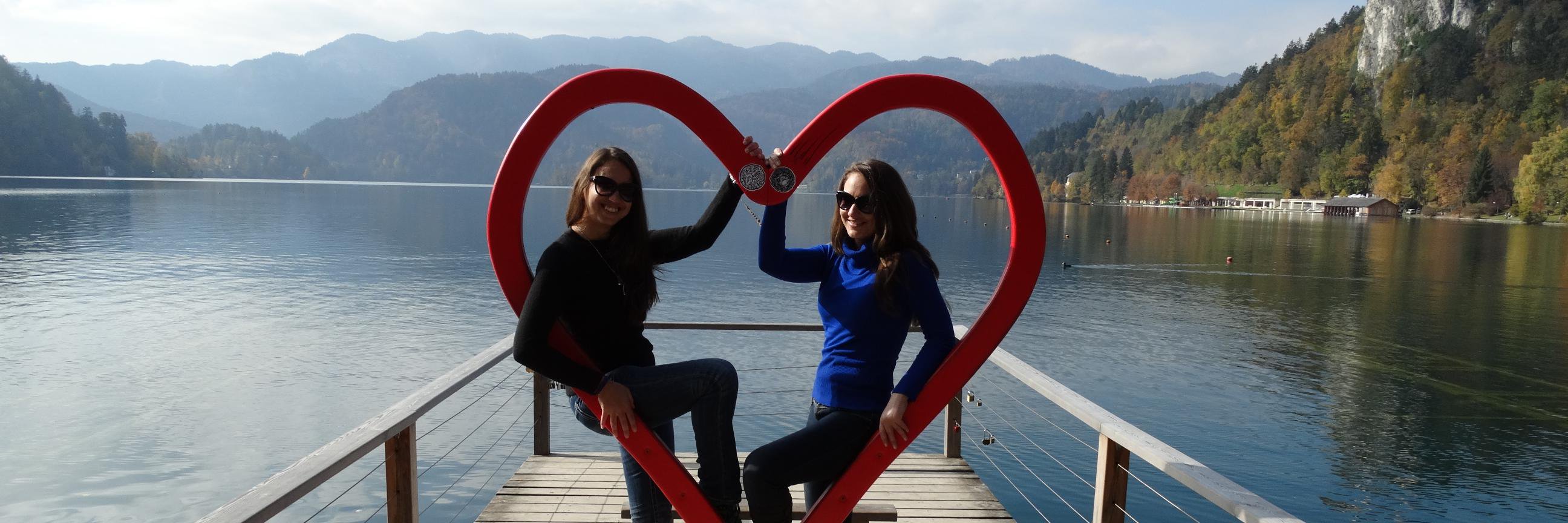 SistersOnTheGo's profile banner image