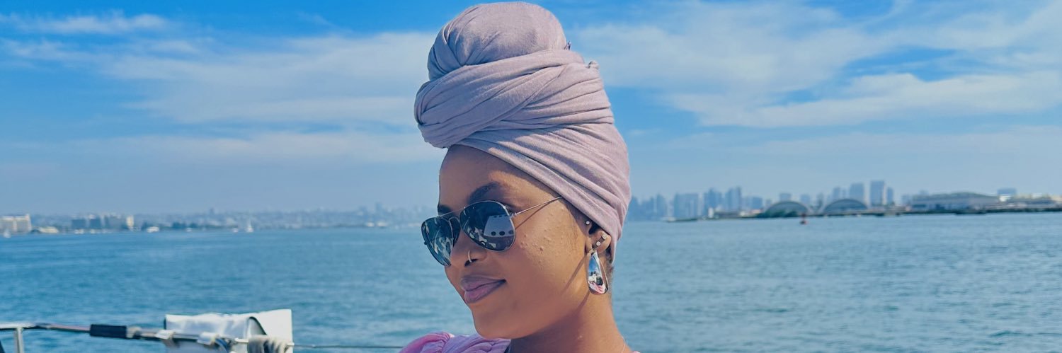 finzysewa's profile banner image