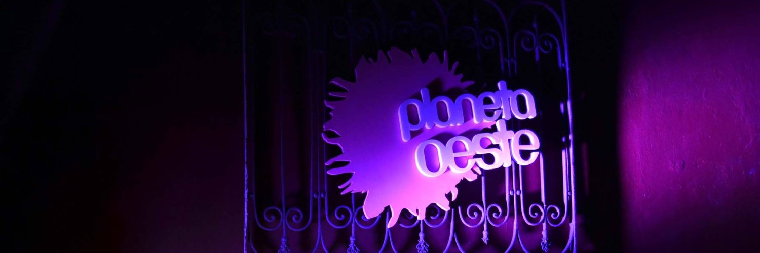 Platea Oeste banner