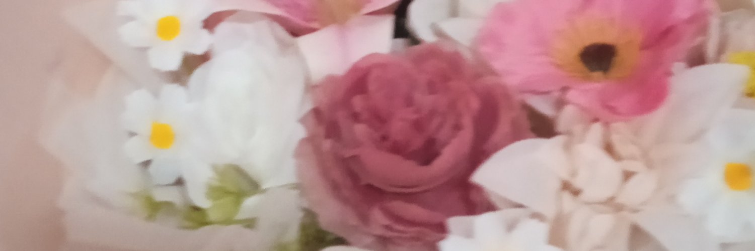 iftita_rizki's profile banner image
