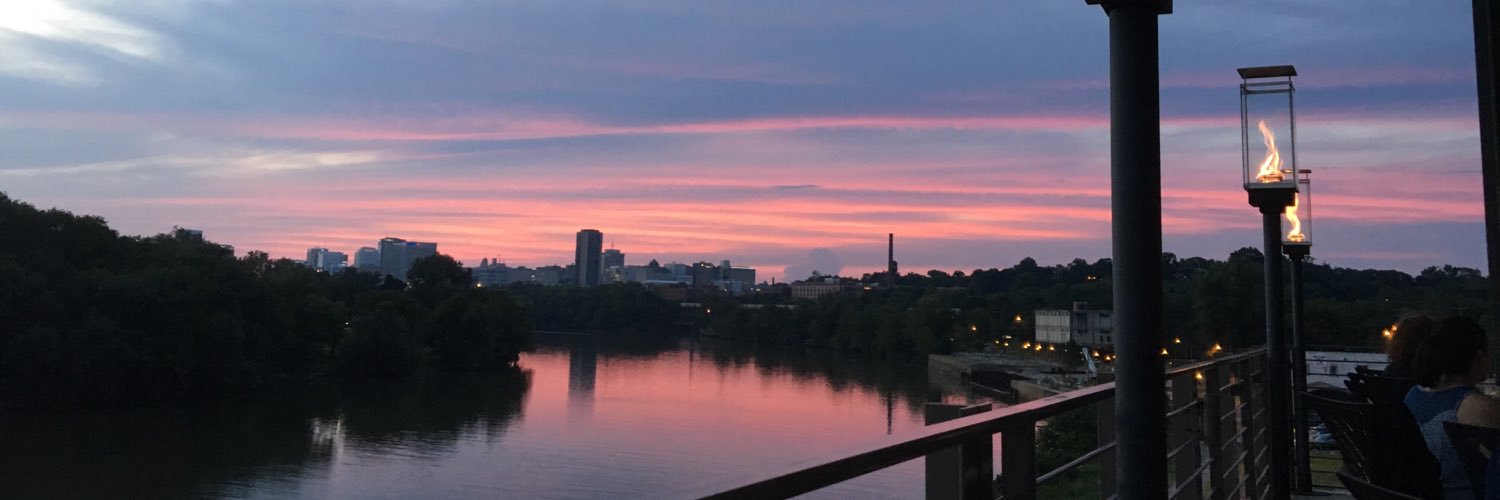Lexi_Louuyy's profile banner image