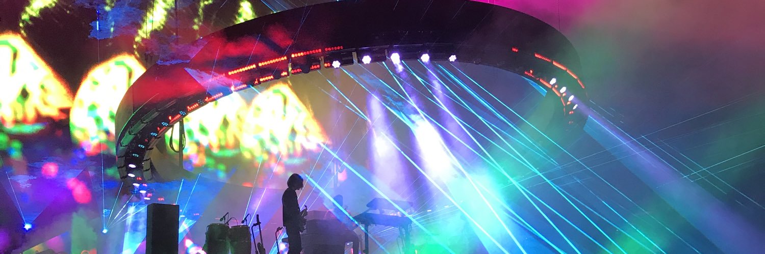 valereah's profile banner image