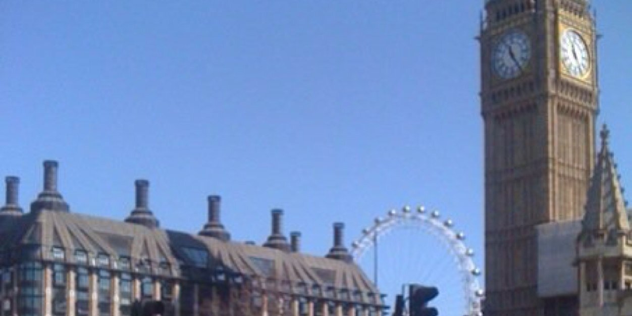 Simone Fishburn 🎗️ banner