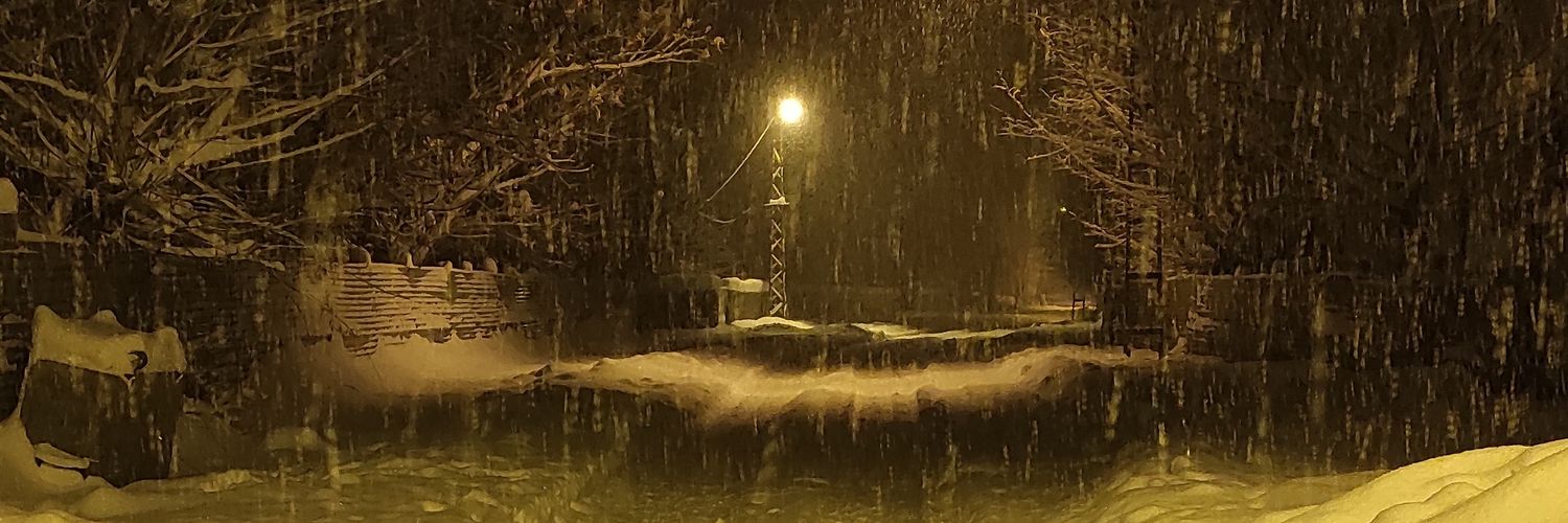 knn_kml's profile banner image