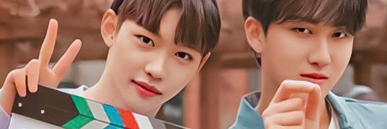 freckleas's profile banner image