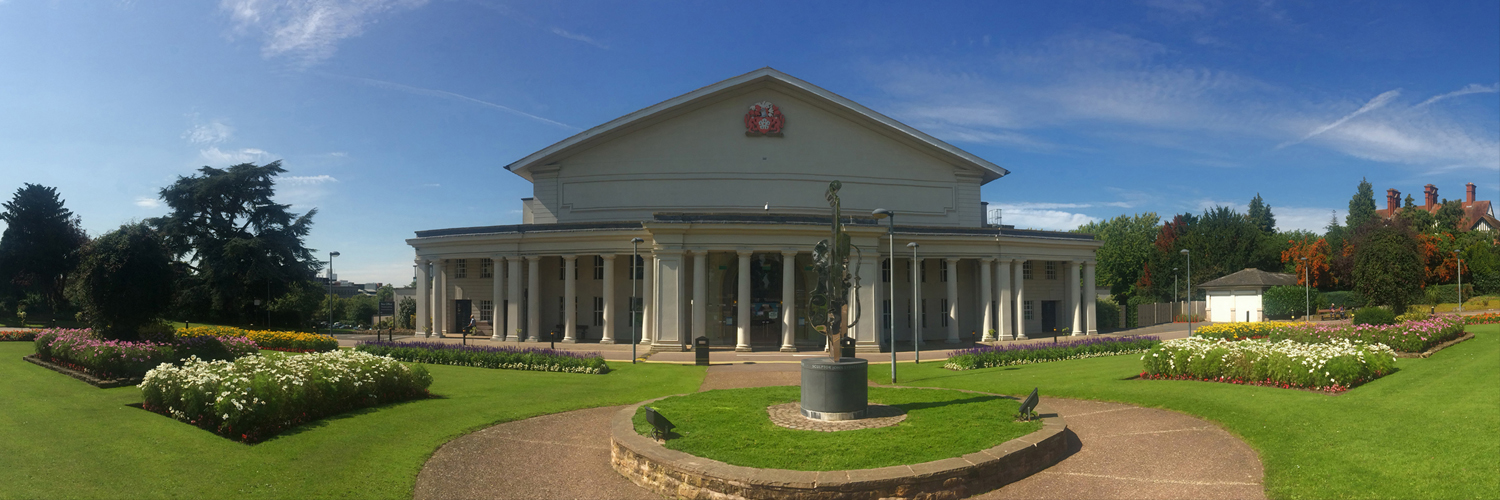 De Montfort Hall's banner