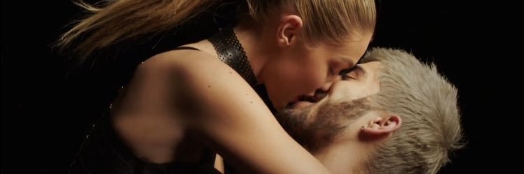 GigiHadid_95's profile banner image