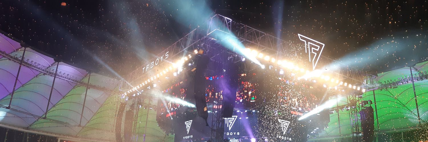 PyoPraew_cn's profile banner image