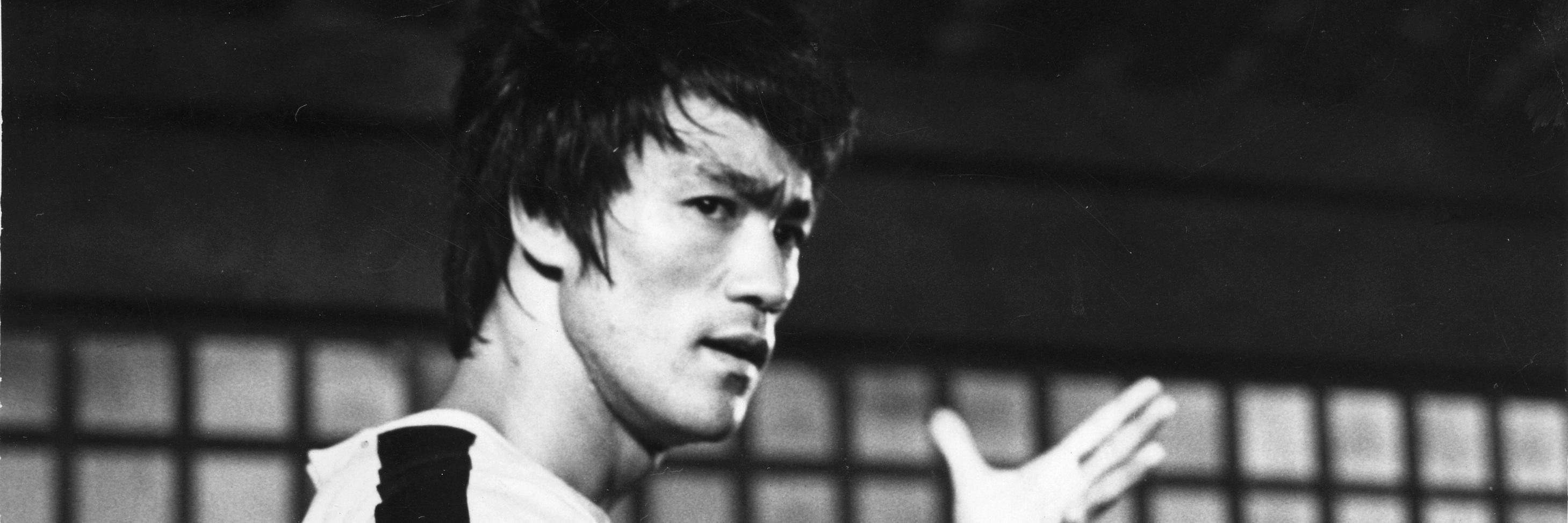 bruceleepoww's profile banner image