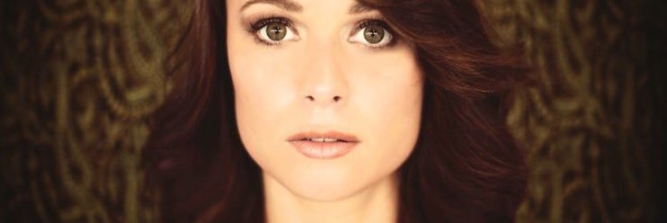 singermayalisa's profile banner image