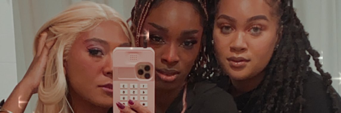 lexaclinton's profile banner image