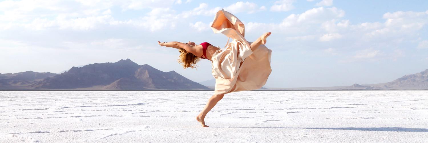 Alexia_Meyer's profile banner image