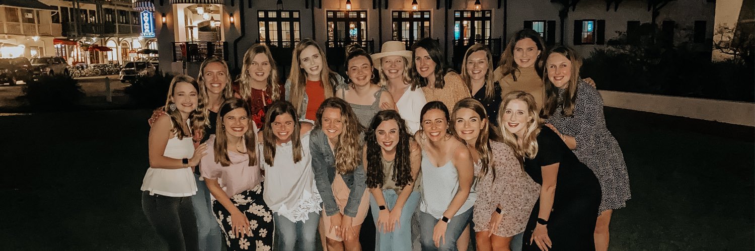 madeline___cox's profile banner image