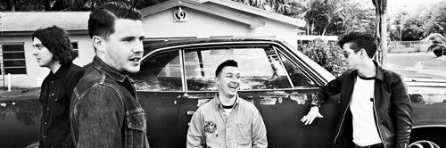thistonight's profile banner image