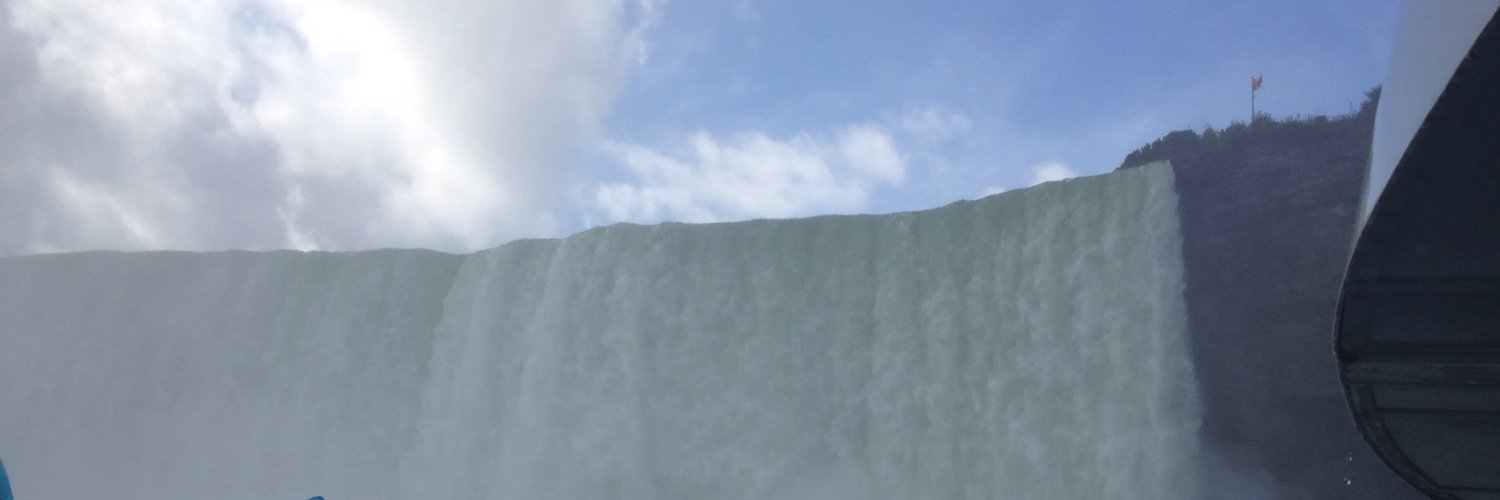 tomlovett01's profile banner image
