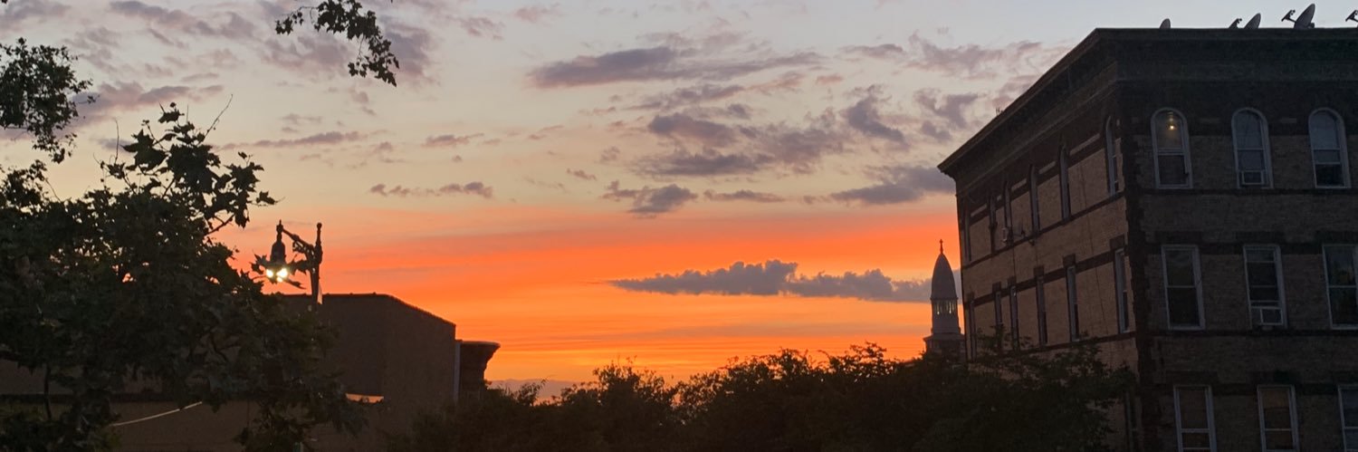 lvurvv's profile banner image