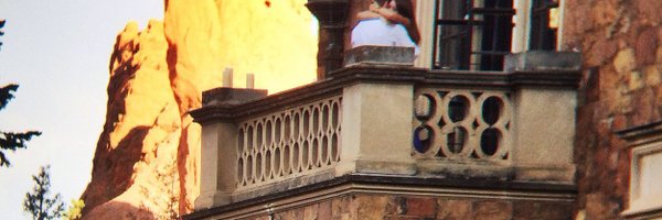 HannahMount Profile Banner