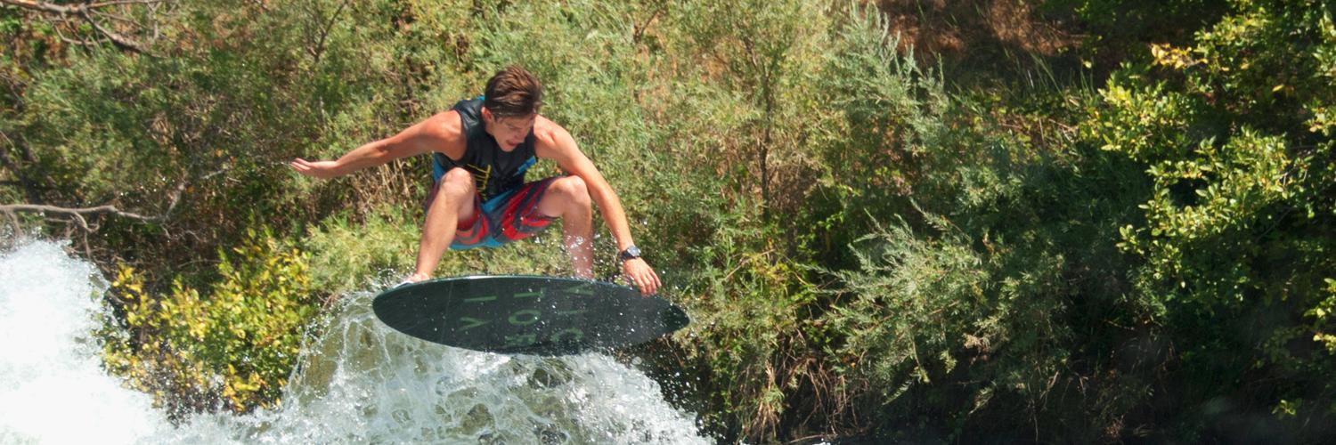 vicwakesurf's profile banner image