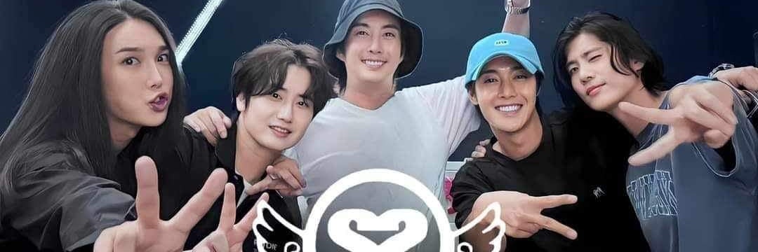 MaryJun501's profile banner image