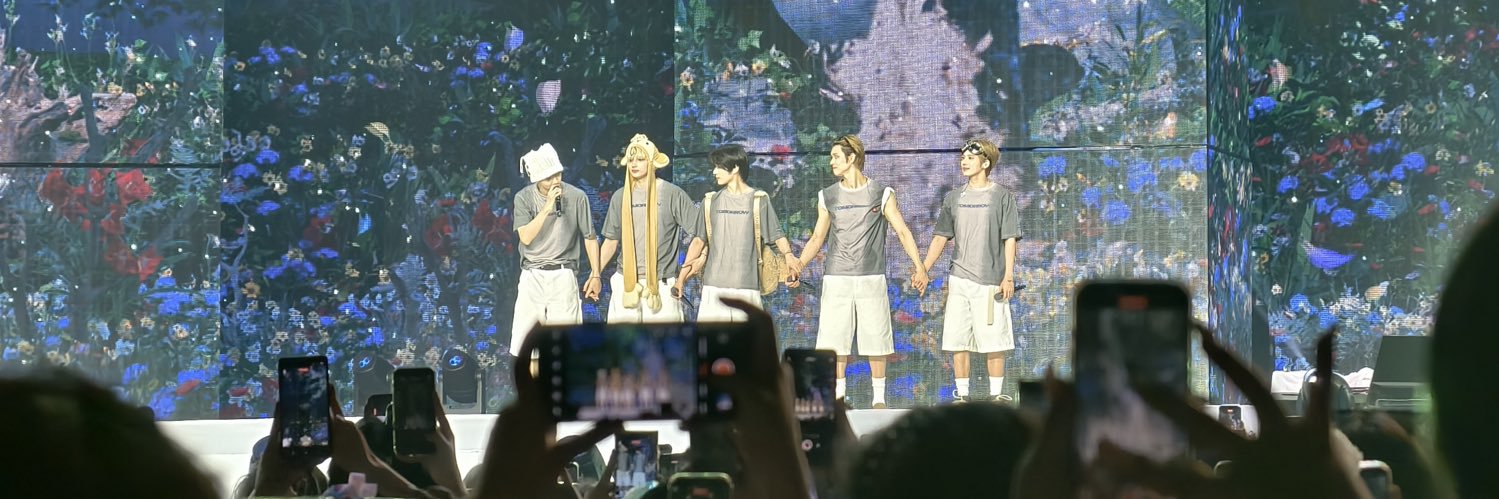 ziijia and txt best boys 𐙚 🎀🩷 banner