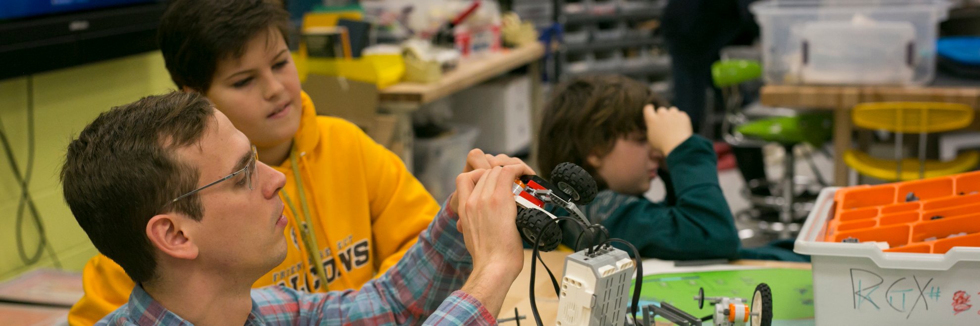 Friends Select banner