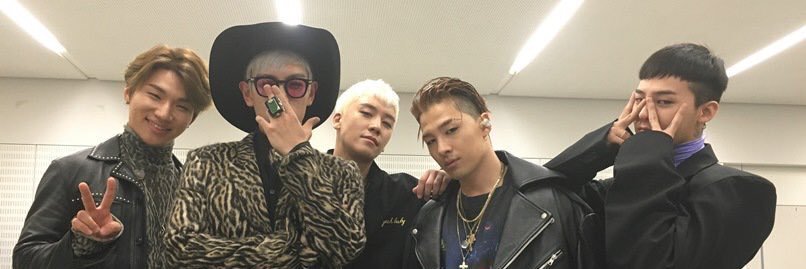 1001love8's profile banner image