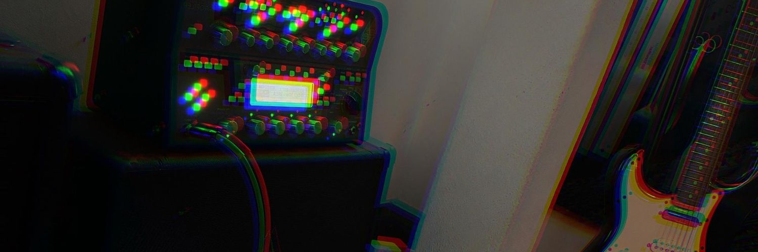 am_ezza's profile banner image