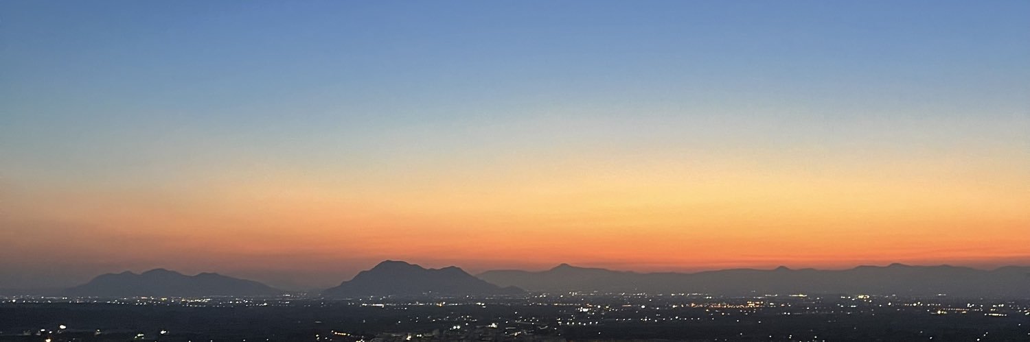luuciaamoya's profile banner image