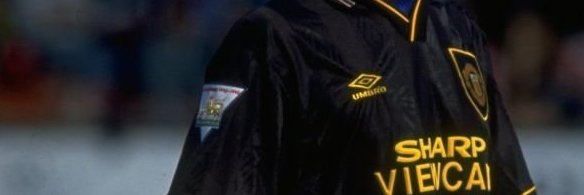 5Cantona's banner