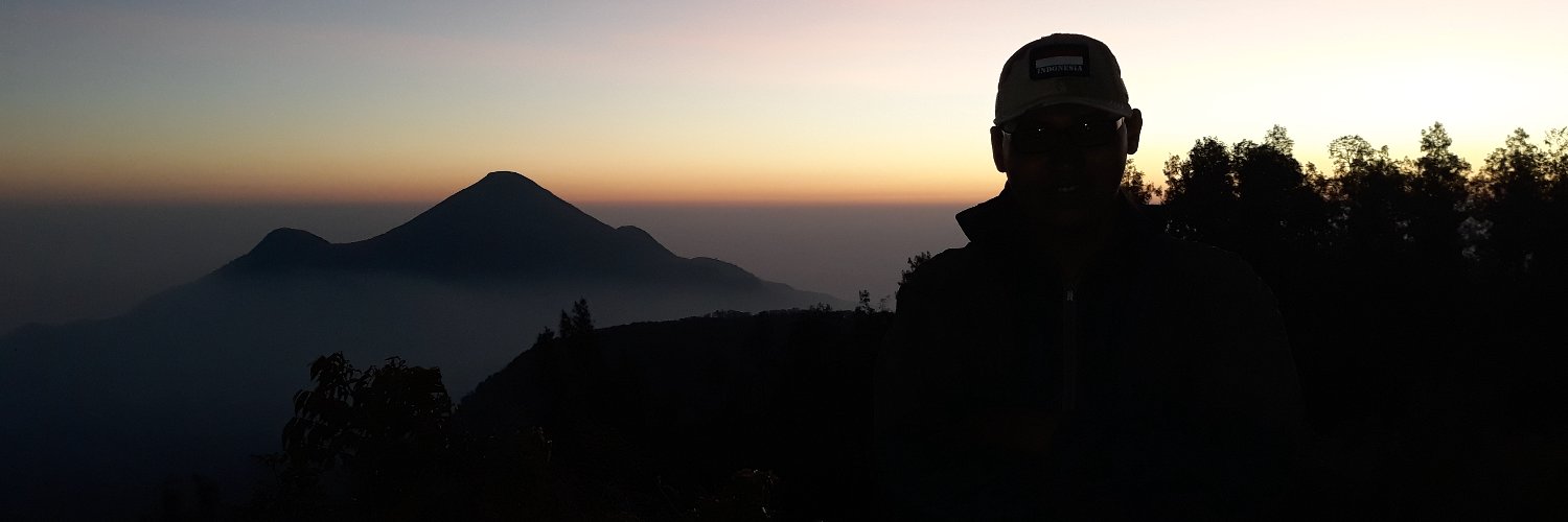 Fajar18agus's profile banner image