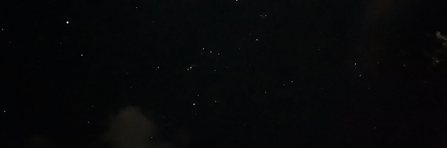 yuliapadillau's profile banner image