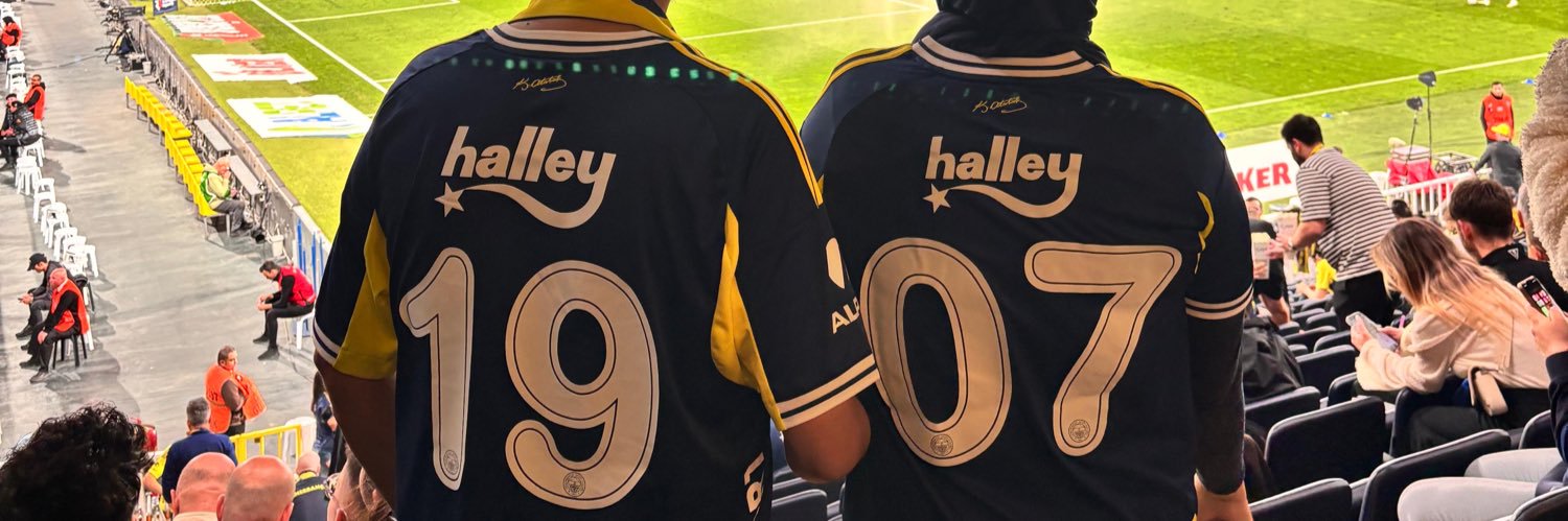 lkrSNL's profile banner image
